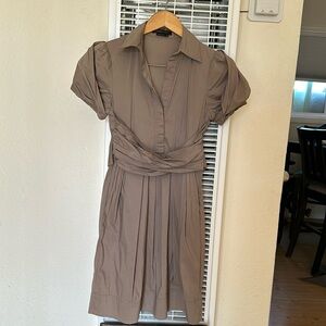 Dress w/ side pockets